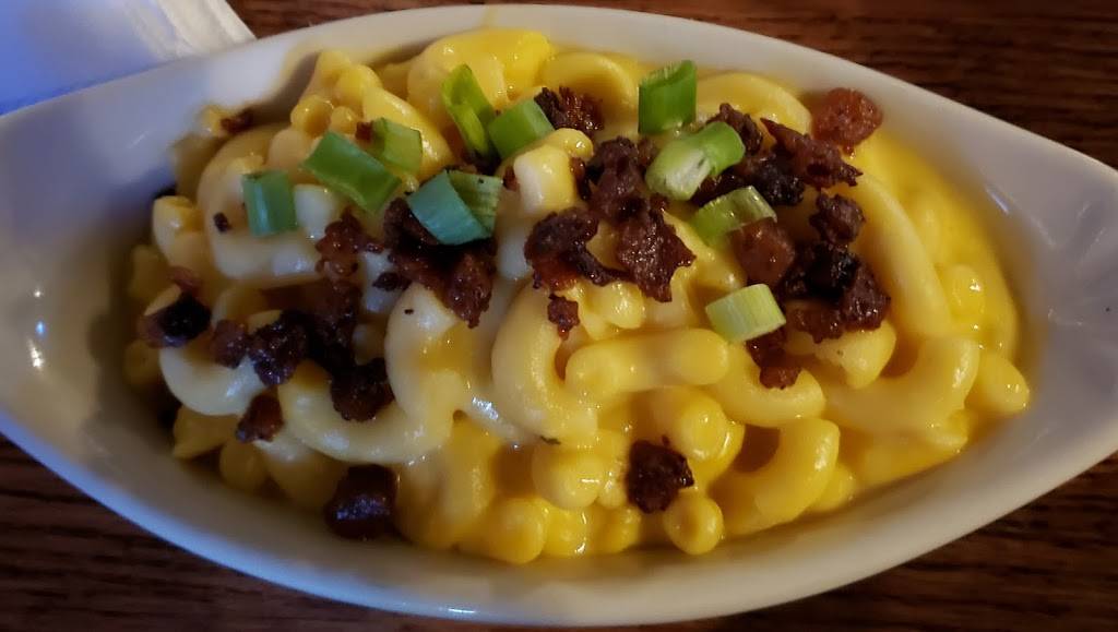 Veits Pub & Grill | restaurant | 2314 Lorenzo Greene Dr, Jefferson City, MO 65101, USA | 5736358893 OR +1 573-635-8893