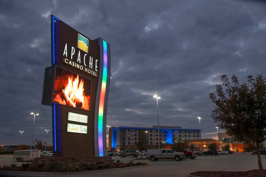 Apache Casino Hotel | restaurant | 2315 E Gore Blvd, Lawton, OK 73501, USA | 5802485905 OR +1 580-248-5905