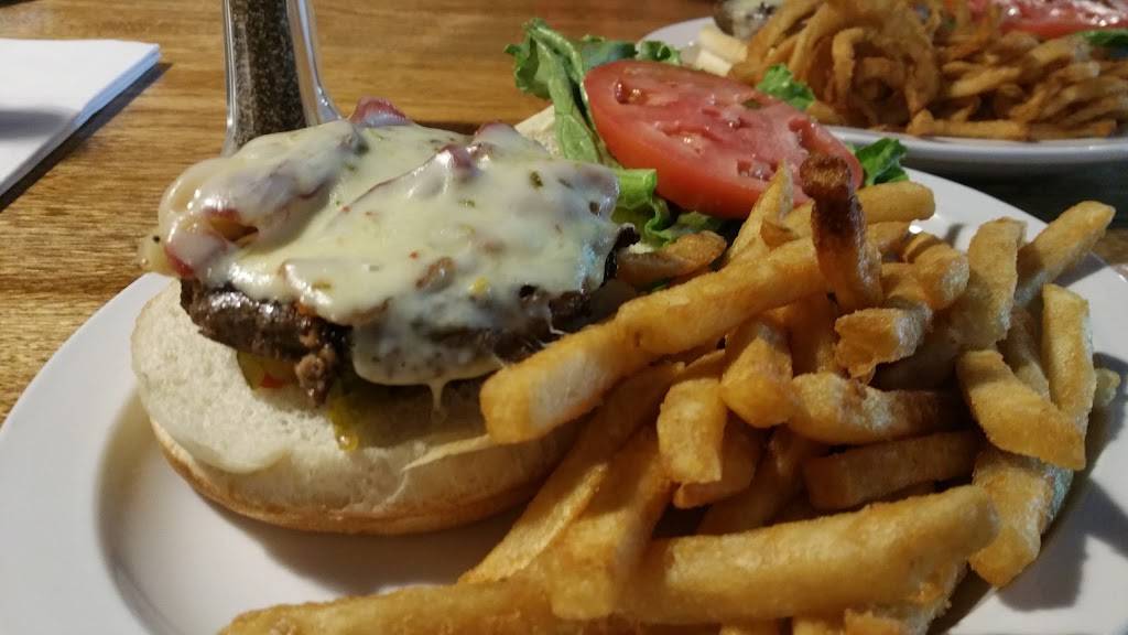 Courtside Bar & Grill | restaurant | 308 2nd Ave, Gallipolis, OH 45631, USA | 7404419371 OR +1 740-441-9371