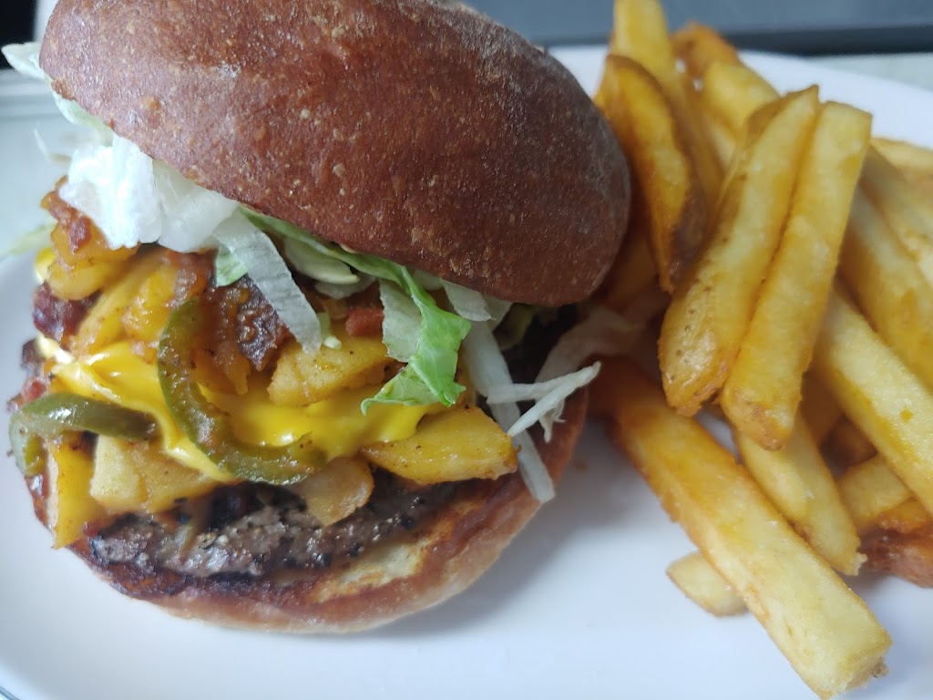 Bam Pow Burgers | restaurant | 6035 NE Halsey St, Portland, OR 97213, USA | 9714203370 OR +1 971-420-3370