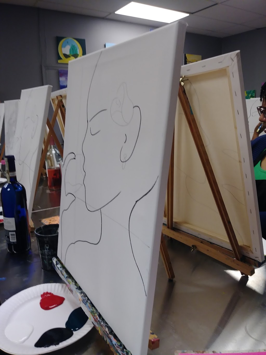 Wine & Design | restaurant | 2707 W Broad St, Richmond, VA 23220, USA | 8043599149 OR +1 804-359-9149