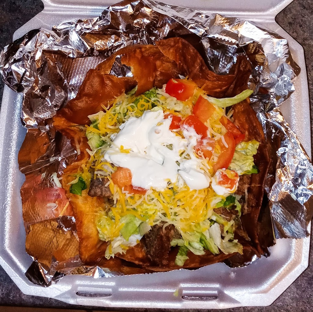 El Jefe | restaurant | 430 S Santa Fe Ave, Pueblo, CO 81003, USA | 7196211843 OR +1 719-621-1843