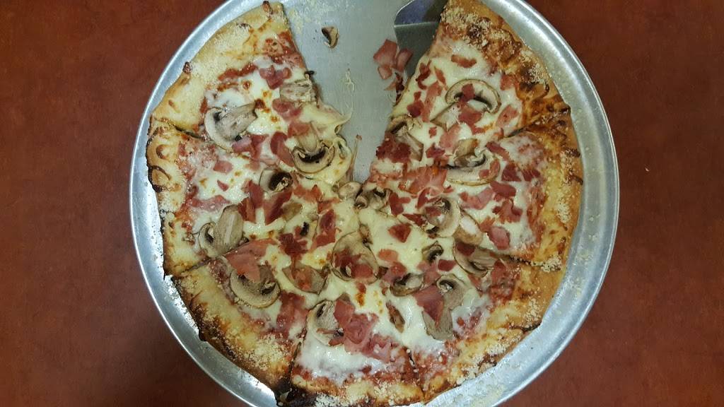 Dukes of Highland | restaurant | 1200 S Milford Rd, Highland, MI 48357, USA | 2488878230 OR +1 248-887-8230