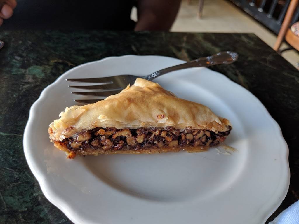 Shahrazad Persian / Middle Eastern Cuisine | restaurant | 2847 N Oakland Ave, Milwaukee, WI 53211, USA | 4149645475 OR +1 414-964-5475