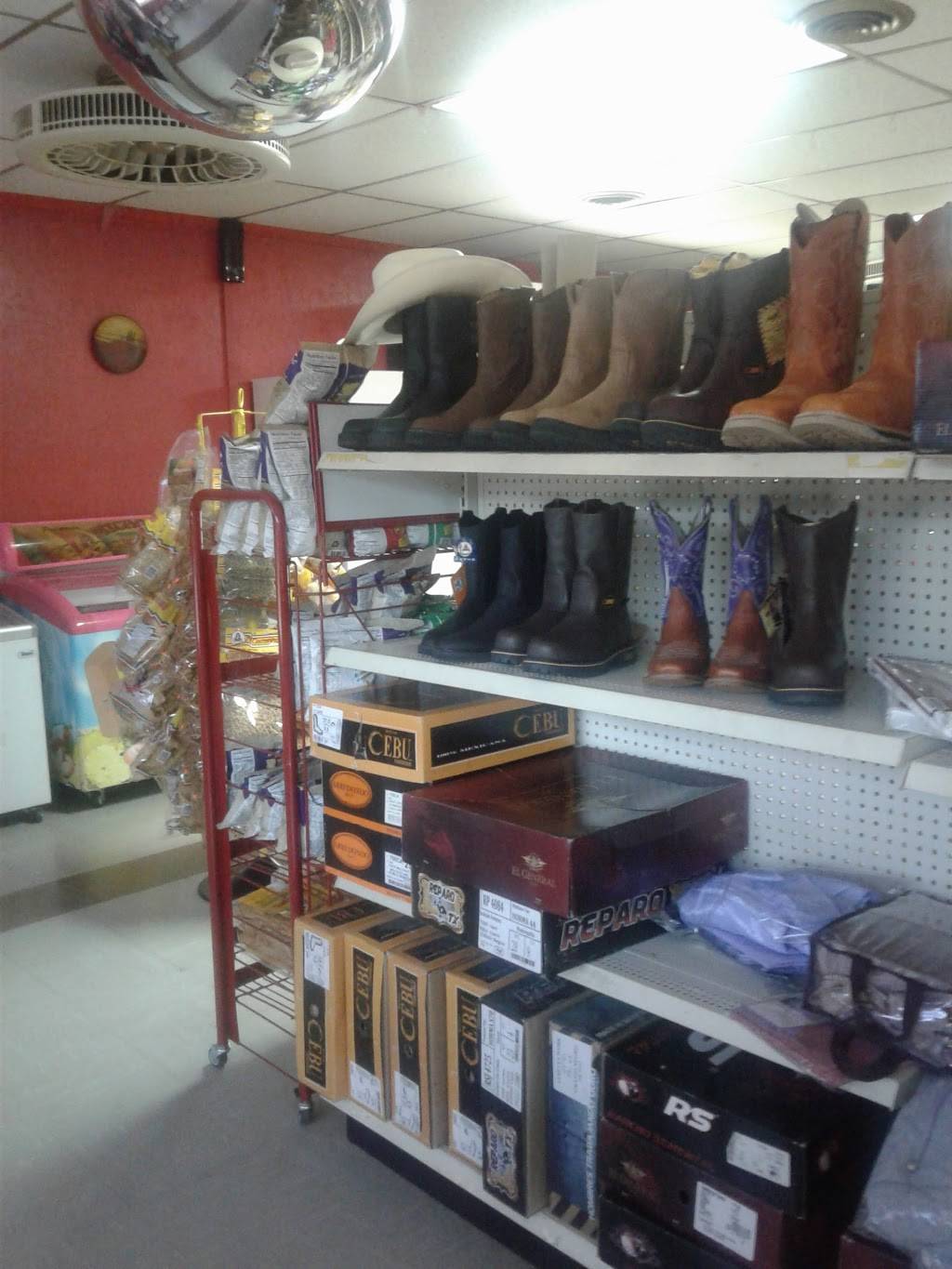 Tacqueria & Restaurant El Taco Exp | restaurant | 908 E 4th St, Pittsburg, KS 66762, USA | 6202322424 OR +1 620-232-2424