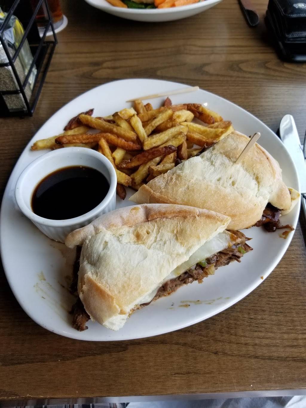 Big Rig Kitchen & Brewery | restaurant | 2750 Iris St, Ottawa, ON K2C 3C9, Canada | 6136883336 OR +1 613-688-3336