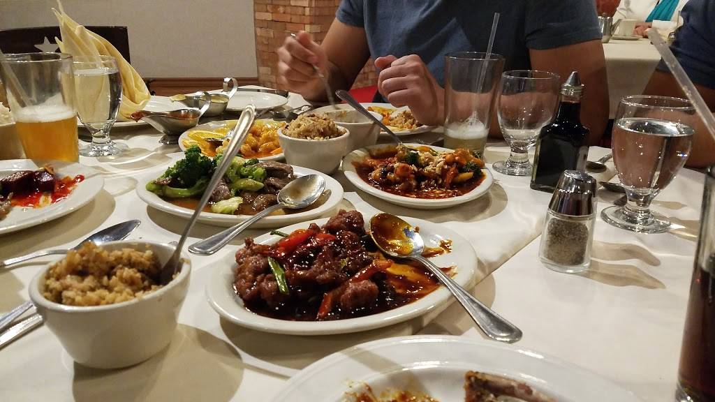 Paco Wongs Chinese Restaurant | restaurant | 7111 N Mesa St, El Paso, TX 79912, USA | 9155817111 OR +1 915-581-7111