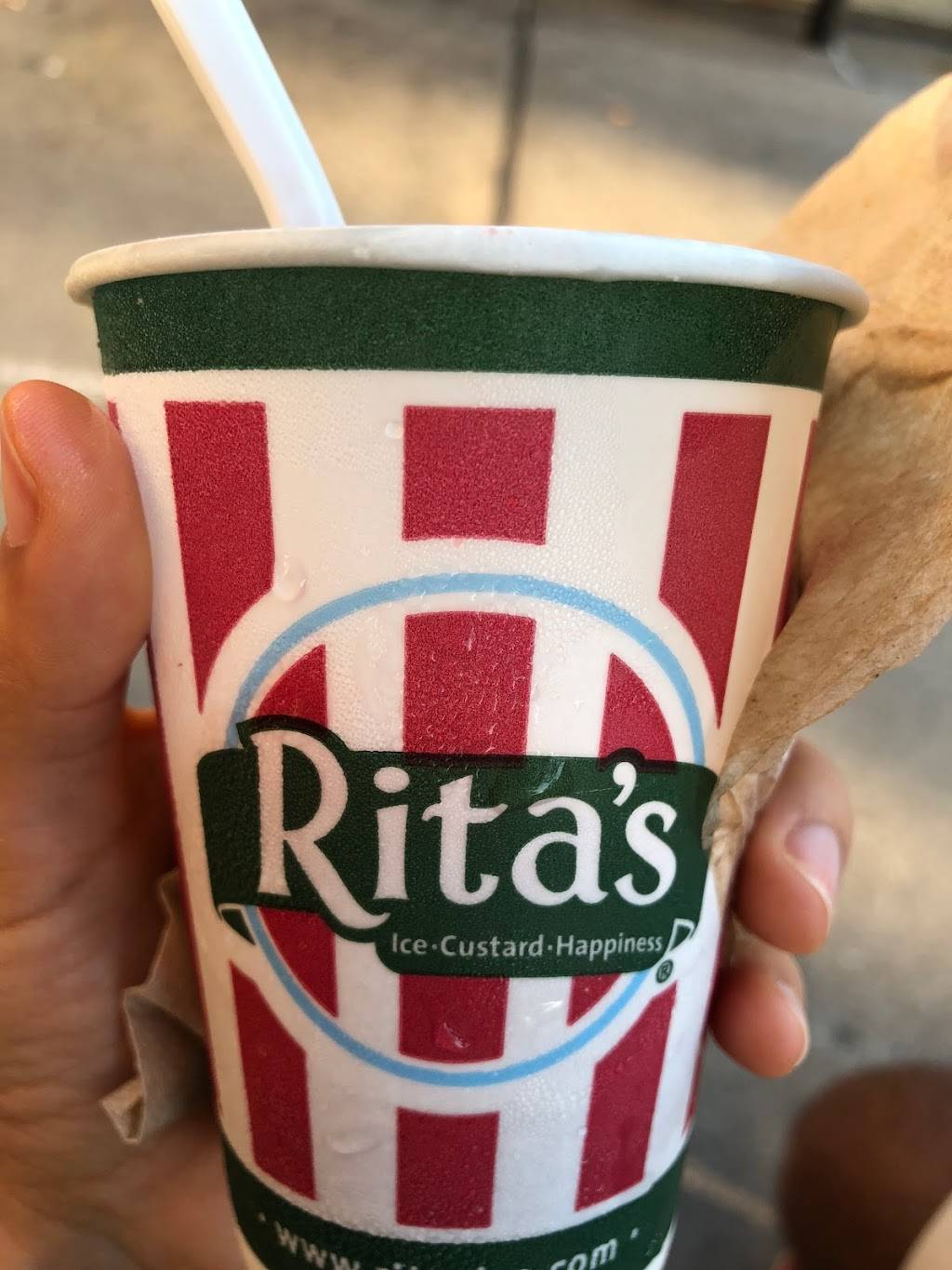 Ritas Italian Ice & Frozen Custard | restaurant | 5485 Harpers Farm Rd, Columbia, MD 21044, USA | 4109923721 OR +1 410-992-3721