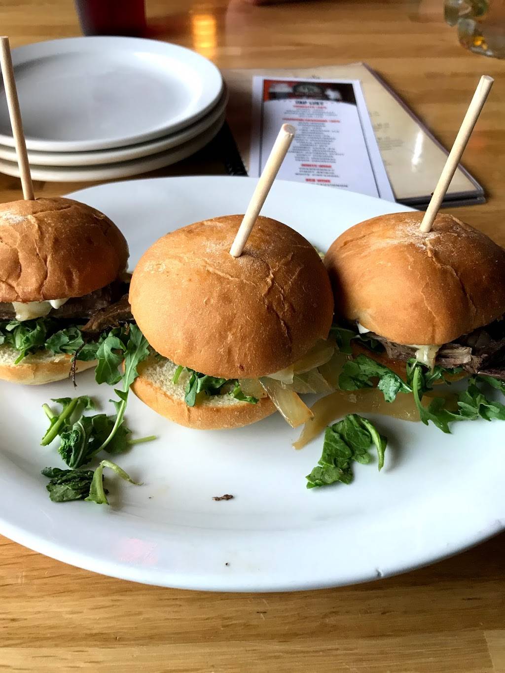 Poor Richards Commonhouse | restaurant | 8301 Normandale Blvd, Bloomington, MN 55437, USA | 9528358308 OR +1 952-835-8308