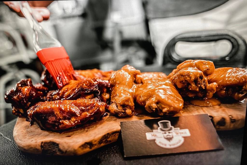 Mr. Wings | restaurant | 7002 30th Ave, Kenosha, WI 53142, USA | 2625869464 OR +1 262-586-9464
