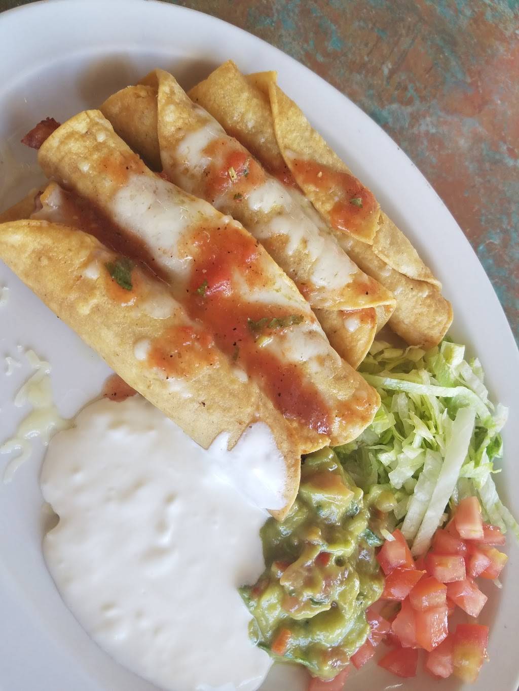 Tacos Jalisco | restaurant | 2292 E Main St, Ventura, CA 93001, USA | 8056432820 OR +1 805-643-2820