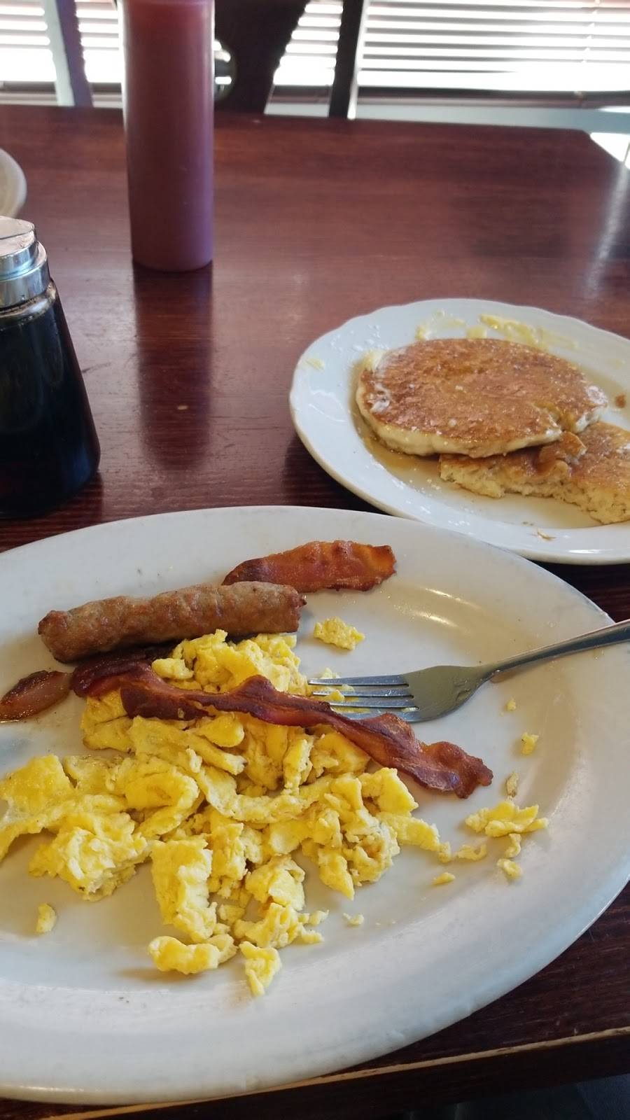 Garden Fresh Courthouse Cafe | cafe | 204 Main St, Worcester, MA 01604, USA | 5087538500 OR +1 508-753-8500