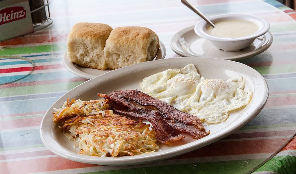 Barbecs Restaurant | restaurant | 8949 Garland Rd, Dallas, TX 75218, USA | 2143215597 OR +1 214-321-5597