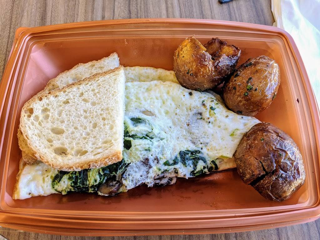 The Kitchen by Wolfgang Puck | restaurant | 600 World Way, Los Angeles, CA 90045, USA | 4247026674 OR +1 424-702-6674