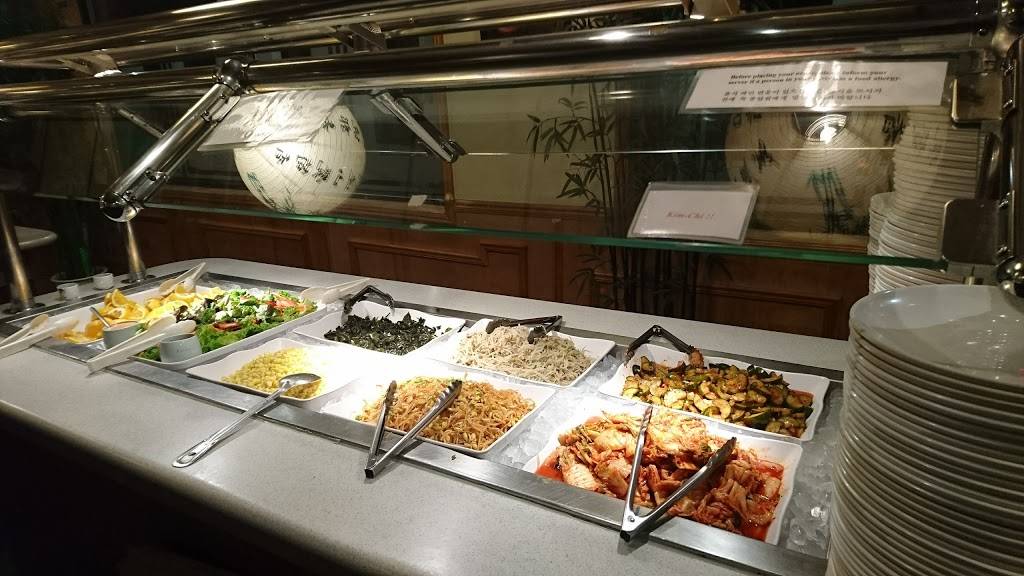 Regas Grill | restaurant | 609 S Union St, Lawrence, MA 01843, USA | 9787255222 OR +1 978-725-5222