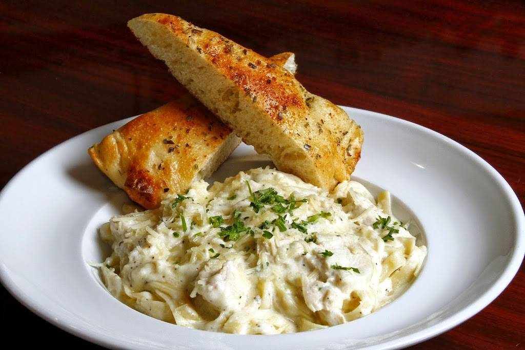 The 210 Pizza & Burger Bistro | restaurant | 7627 Culebra Rd, San Antonio, TX 78251, USA | 2105217666 OR +1 210-521-7666