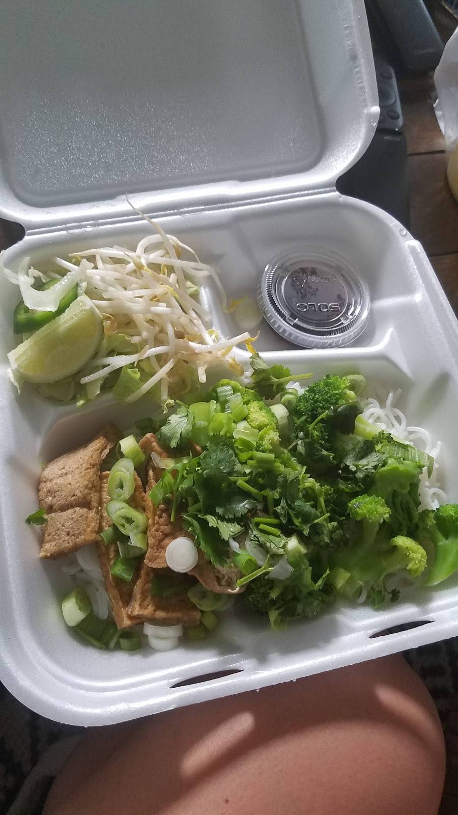 Noodle Saigon Restaurant | restaurant | 13500 Tamiami Trail N # 11, Naples, FL 34110, USA | 2395989400 OR +1 239-598-9400