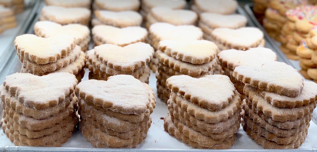 La Reyna Bakery | bakery | 8302 TX-107, Edinburg, TX 78542, USA | 9563861950 OR +1 956-386-1950