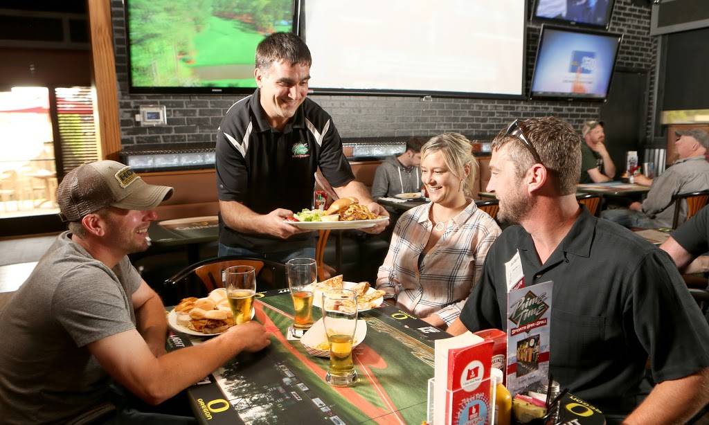 Prime Time Sports Bar & Grill | restaurant | 1360 Mohawk Blvd, Springfield, OR 97477, USA | 5417460549 OR +1 541-746-0549