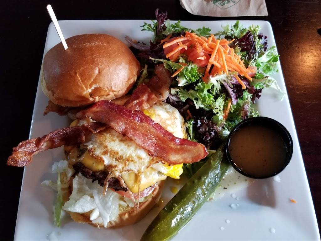 Hennesseys Tavern | restaurant | 31761 Camino Capistrano, San Juan Capistrano, CA 92675, USA | 9494414777 OR +1 949-441-4777