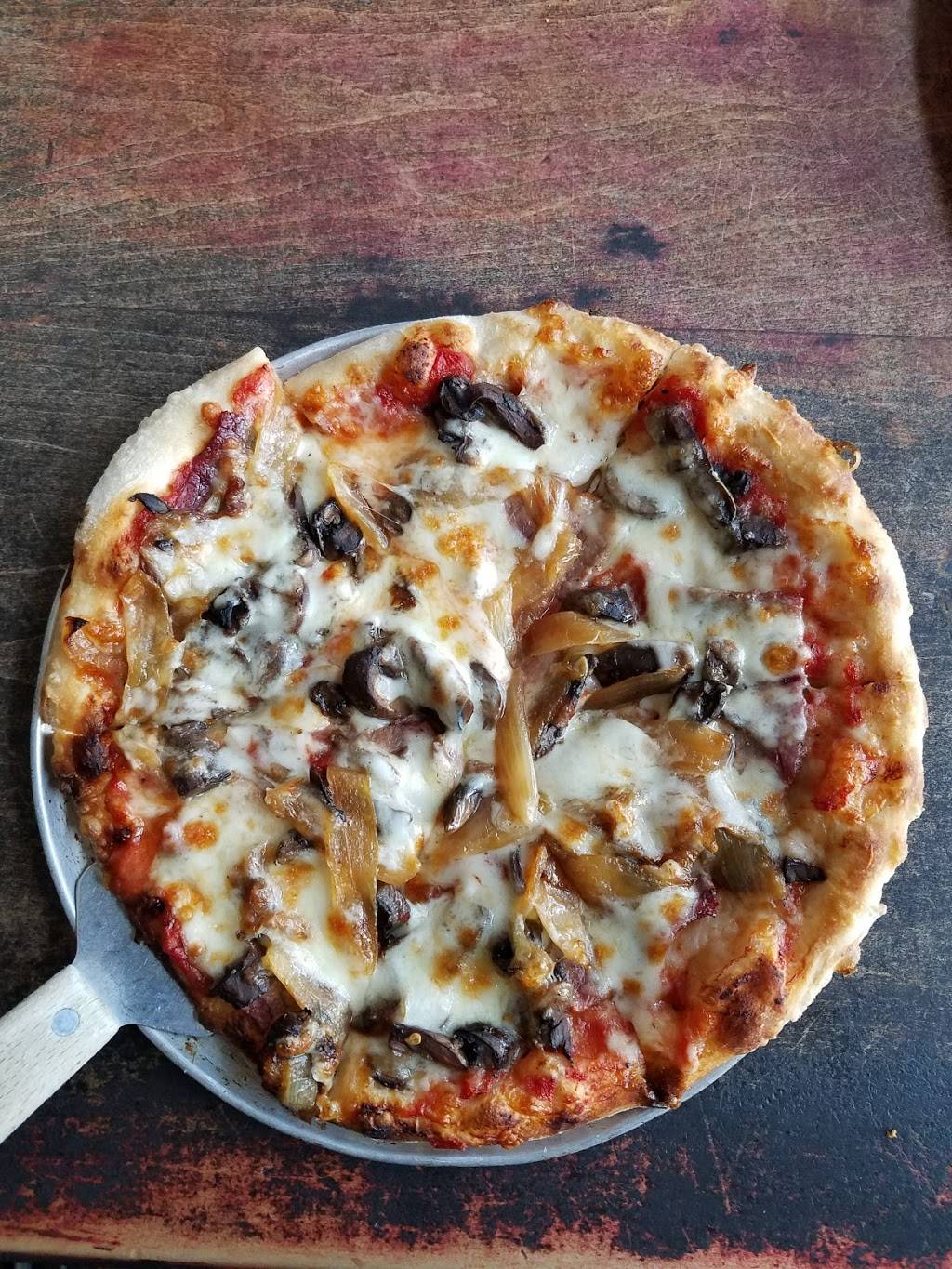 Piazza | restaurant | 4 Olde Eastwood Village Blvd #301, Asheville, NC 28803, USA | 8282987224 OR +1 828-298-7224