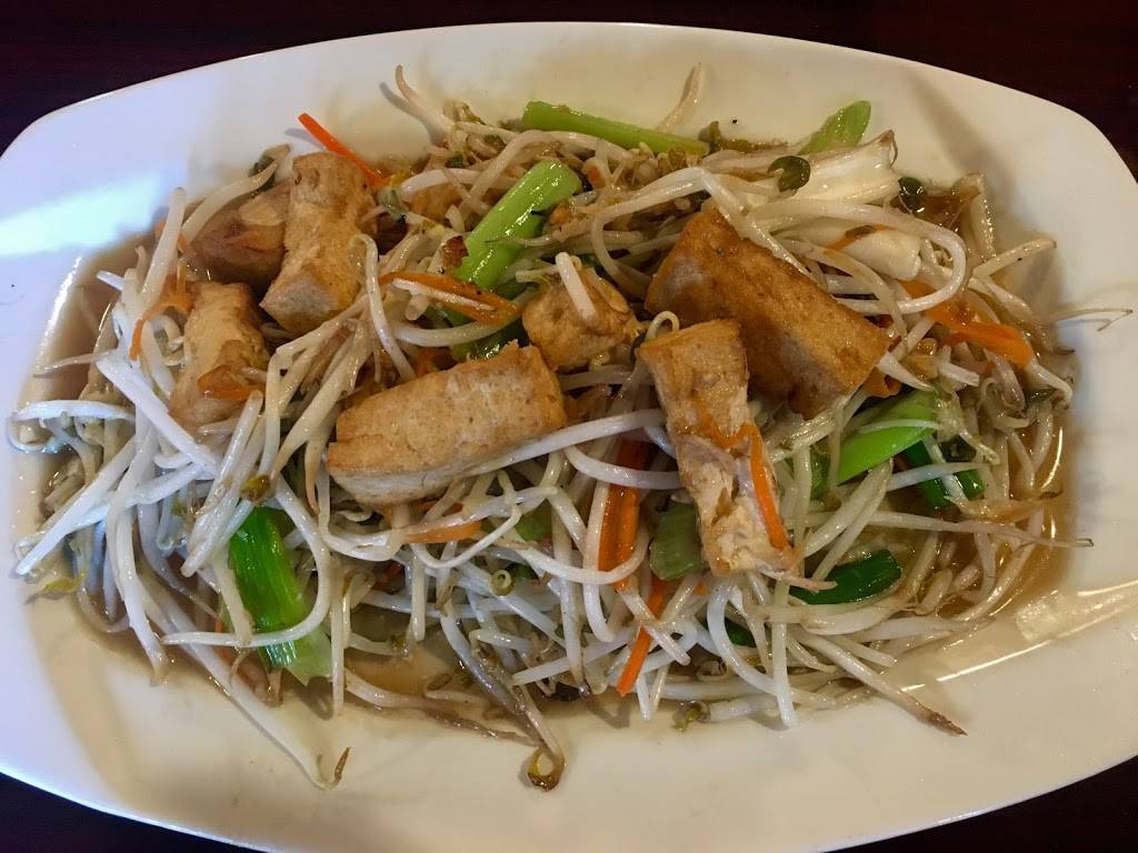 royal thai restaurant | restaurant | 219 E Dimond Blvd, Anchorage, AK 99515, USA | 9075228887 OR +1 907-522-8887