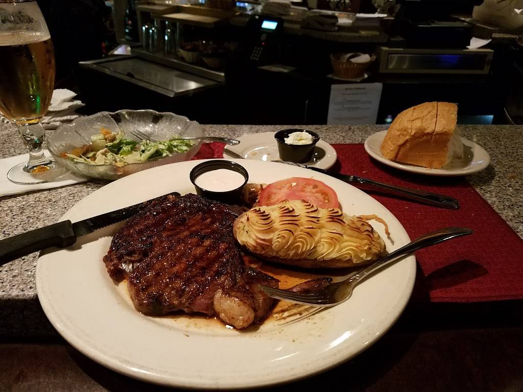 Thee Olde Place Inn | restaurant | 1209 Streets Run Rd, Pittsburgh, PA 15236, USA | 4128851395 OR +1 412-885-1395