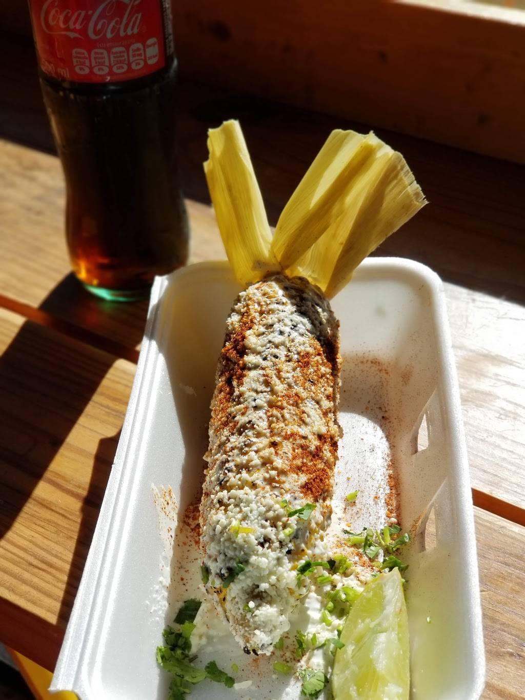 La Calle Tacos & Cantina | restaurant | 909 Franklin St, Houston, TX 77002, USA | 8327358226 OR +1 832-735-8226