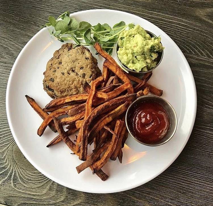 Naked Foods Cafe | restaurant | 1100 Market St Ste 102, Chattanooga, TN 37402, USA | 4235412471 OR +1 423-541-2471