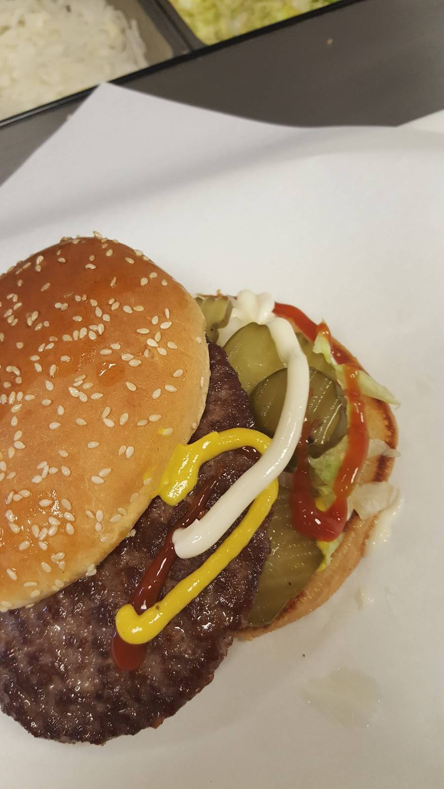 Chicago Style | restaurant | 2221 W National Ave, Milwaukee, WI 53204, USA | 4146437777 OR +1 414-643-7777