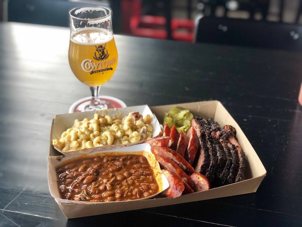 Cowtown Brewing Co | restaurant | 1301 E Belknap St, Fort Worth, TX 76102, USA | 8174895800 OR +1 817-489-5800