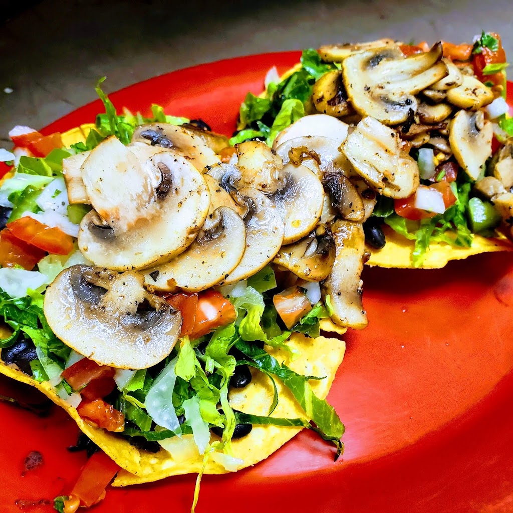 Aditas Restaurant, Markets & Bakery | restaurant | 629 E Main St, Gassville, AR 72635, USA | 8704352961 OR +1 870-435-2961