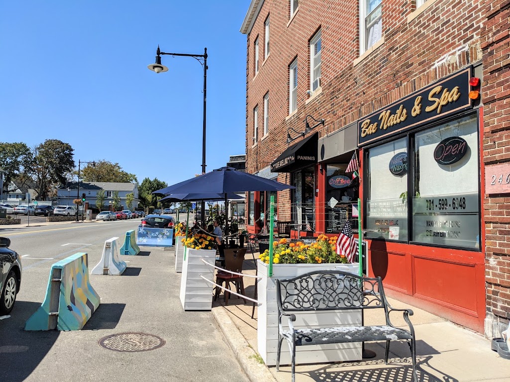 Cafe Avellino | restaurant | 242 Humphrey St, Swampscott, MA 01907, USA | 7815844435 OR +1 781-584-4435