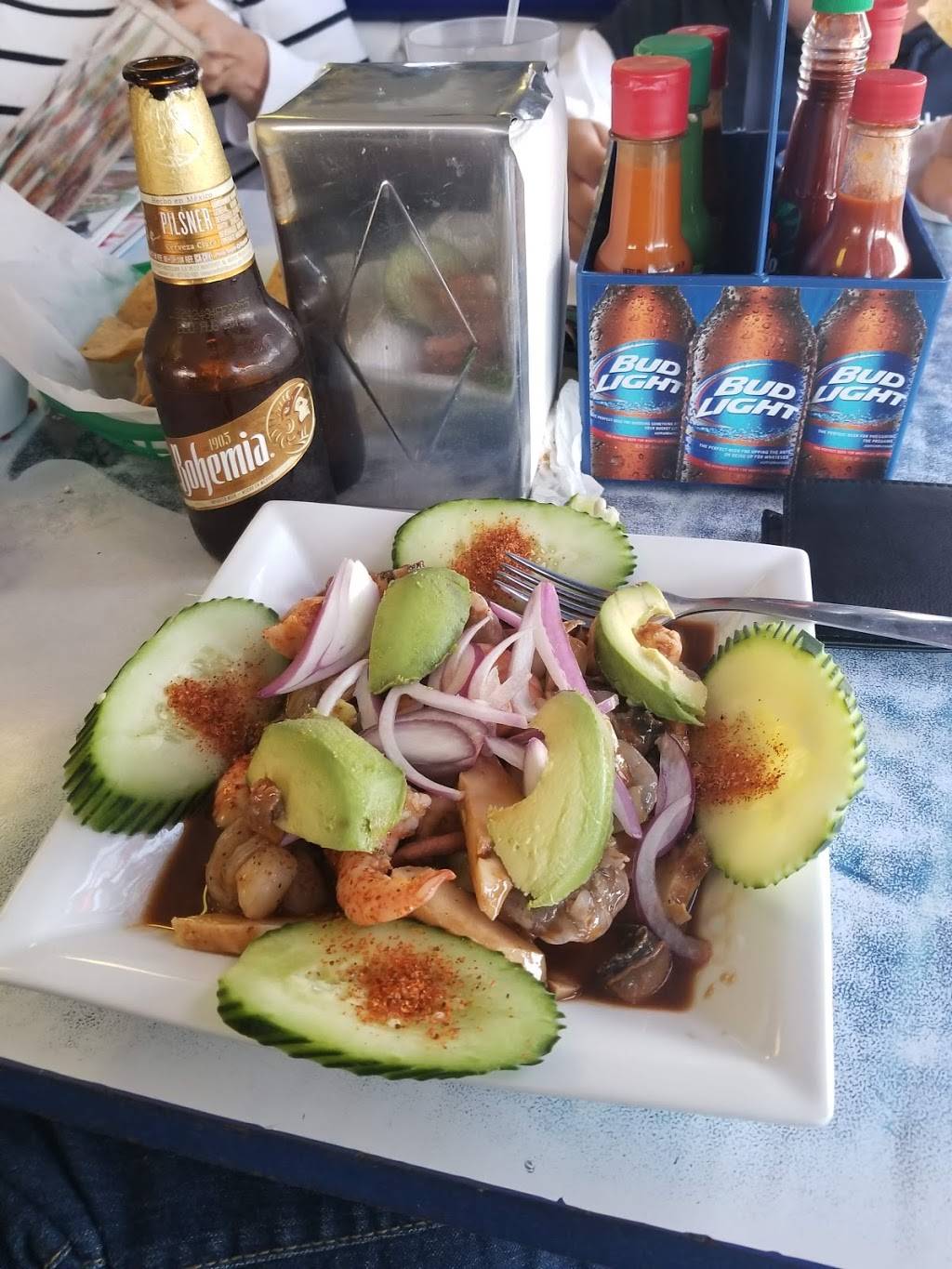 Mariscos El Titanic | restaurant | 3600 Fairmount Ave, San Diego, CA 92105, USA | 6195842894 OR +1 619-584-2894