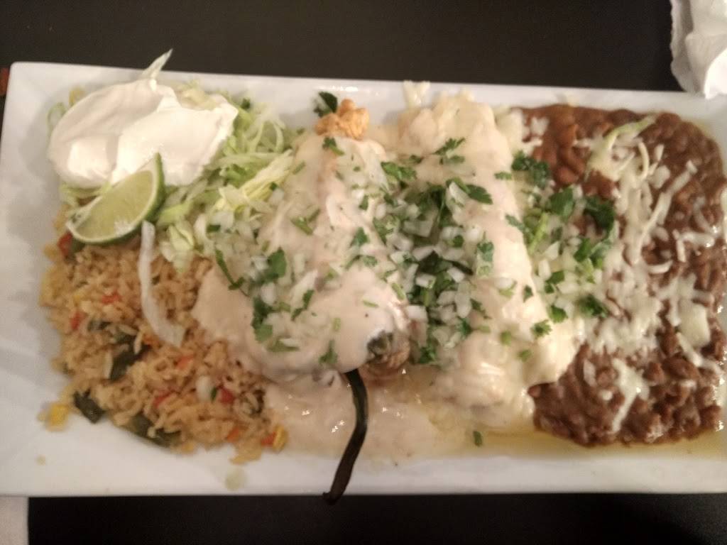 Leons Mexican | restaurant | 2100 Doubleday Ave, Ballston Spa, NY 12020, USA | 5184902058 OR +1 518-490-2058