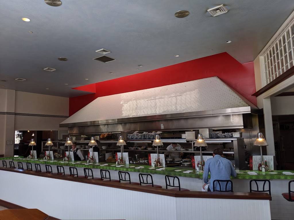 Market Street Oyster Bar | restaurant | 2985 E Cottonwood Pkwy, Cottonwood Heights, UT 84121, USA | 8019428860 OR +1 801-942-8860