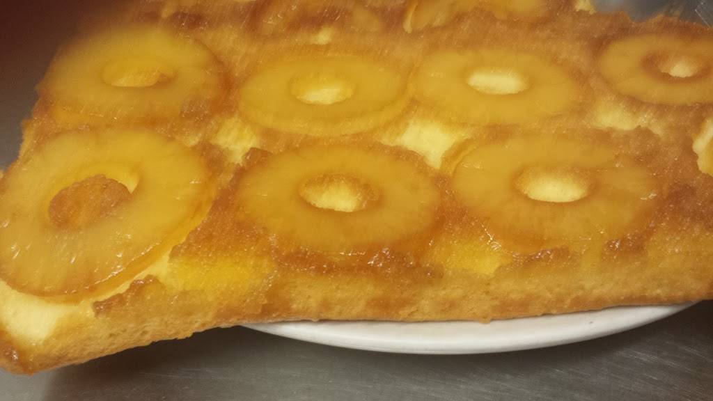 Bobbie Jos Diner | restaurant | 131 E Main Cross St, Edinburgh, IN 46124, USA | 8125266767 OR +1 812-526-6767