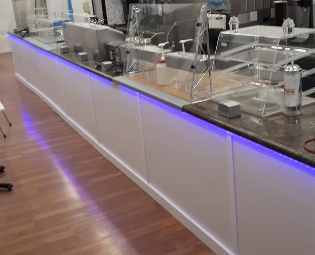 BJs Dairy Bar & Eatery | restaurant | 24 Ontario Rd, Mitchell, ON N0K 1N0, Canada | 5193484440 OR +1 519-348-4440