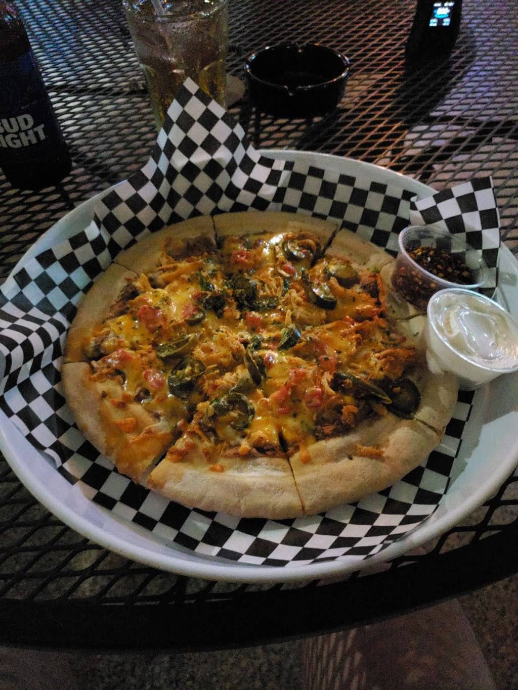 Lumpys Sports Grill NW Expressway | restaurant | 5909 Northwest Expy, Oklahoma City, OK 73132, USA | 4057287000 OR +1 405-728-7000