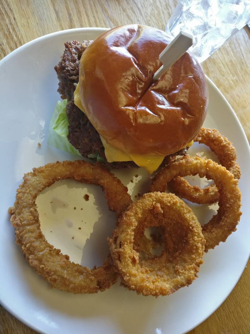 Applebees Grill + Bar | restaurant | 290 W 1300 S, Orem, UT 84058, USA | 8016072344 OR +1 801-607-2344