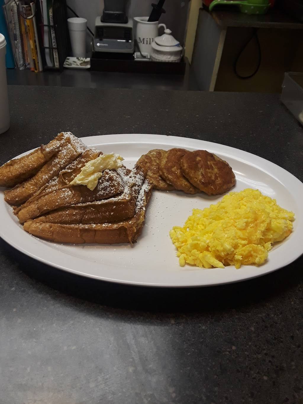 Sunnys Breakfast | restaurant | 26 N 52nd St, Philadelphia, PA 19139, USA | 2154742960 OR +1 215-474-2960