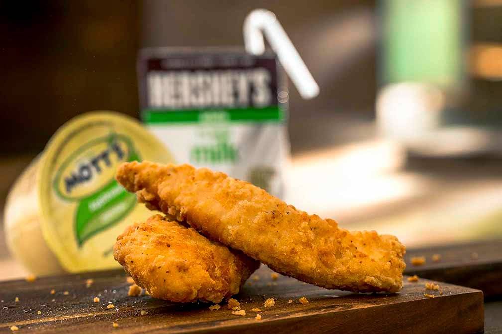 MOOYAH Burgers, Fries & Shakes | restaurant | 7500 N Mesa St Ste. 105, El Paso, TX 79912, USA | 9155842200 OR +1 915-584-2200