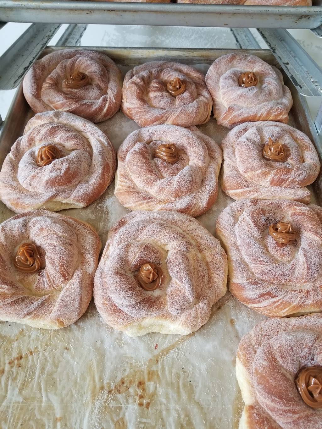 La Poblana | restaurant | 13920 Farm-To-Market 2432, Willis, TX 77378, USA | 9367014061 OR +1 936-701-4061