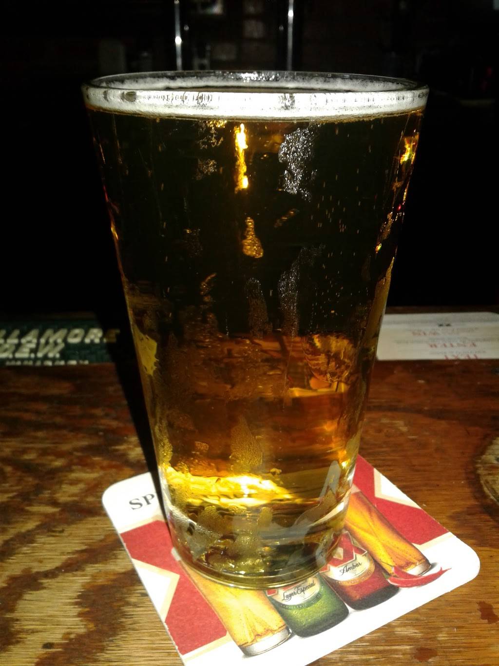 Molly Malones Irish Pub | restaurant | 575 S Fairfax Ave, Los Angeles, CA 90036, USA | 3239351577 OR +1 323-935-1577