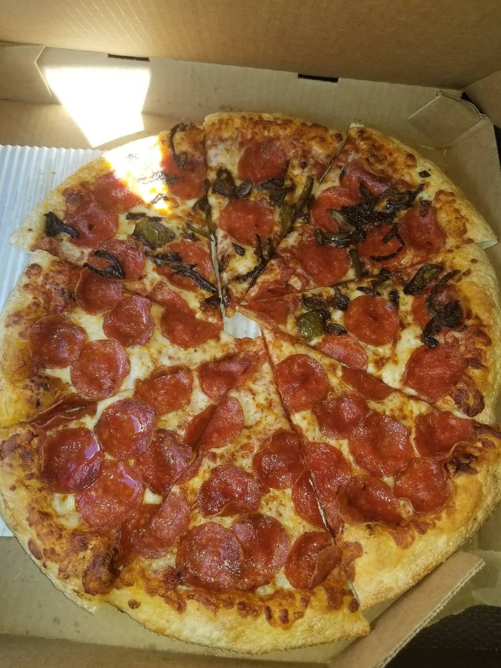 Pizza Hut | meal takeaway | 2020 Bolton Rd NW, Atlanta, GA 30318, USA | 4044580555 OR +1 404-458-0555