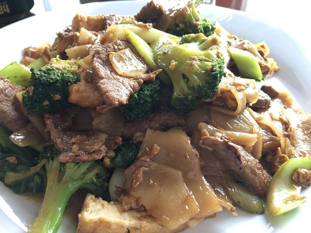 Sunny Thai | restaurant | 4306 Matlock Rd #108, Arlington, TX 76018, USA | 8176172216 OR +1 817-617-2216