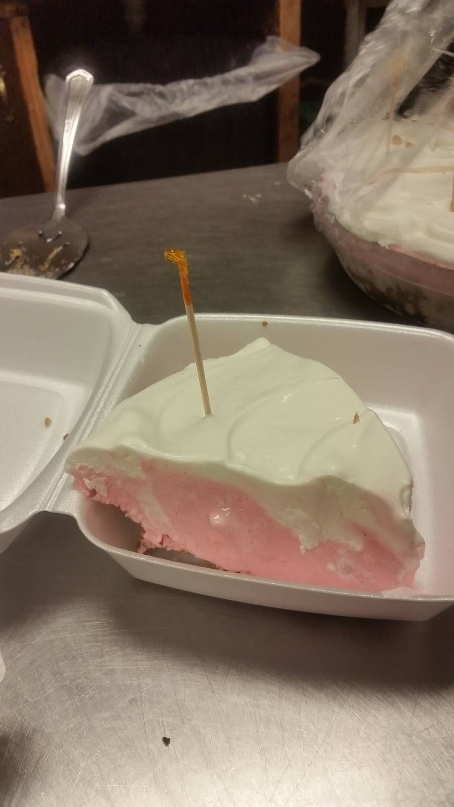 Big Country Restaurant | restaurant | 216 High Point Rd, Knox, PA 16232, USA | 8147971700 OR +1 814-797-1700