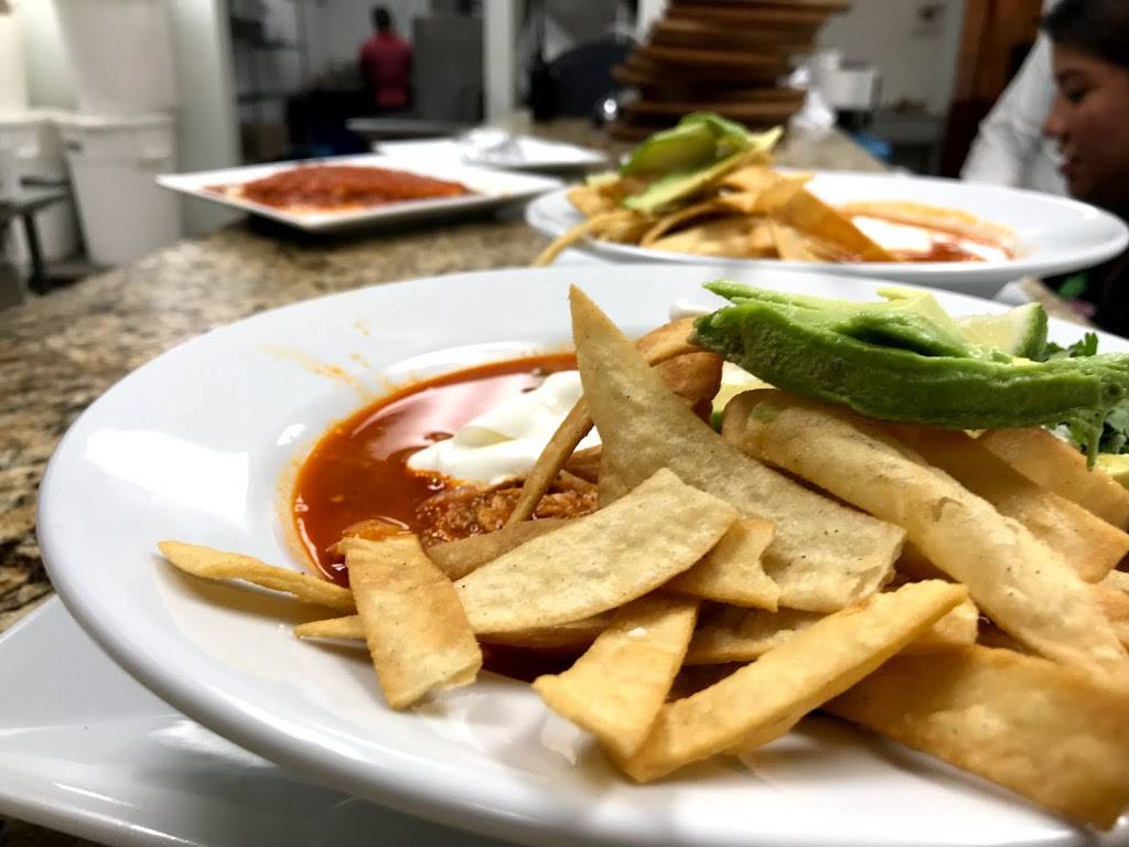 Cantina Bravo Mexican Grille | restaurant | 332 Marshall Dr J, St Robert, MO 65584, USA | 5733363390 OR +1 573-336-3390