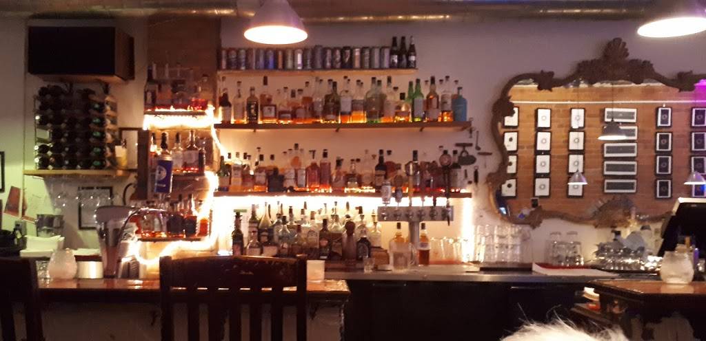 The Capitol Bar | restaurant | 973 King St E, Hamilton, ON L8M 1C3, Canada | 2893891001 OR +1 289-389-1001