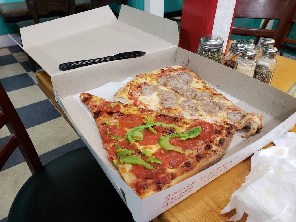 Rays Pizza | meal delivery | 118 Crescent St, Fort Myers Beach, FL 33931, USA | 2397657437 OR +1 239-765-7437